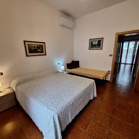 Residenza Marina - 5 2 Bagni In Centro Apartmán *
